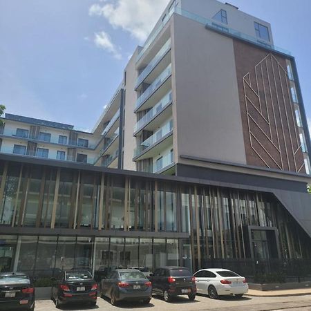 Rt Properties @ The Lennox Airport Residential アクラ エクステリア 写真