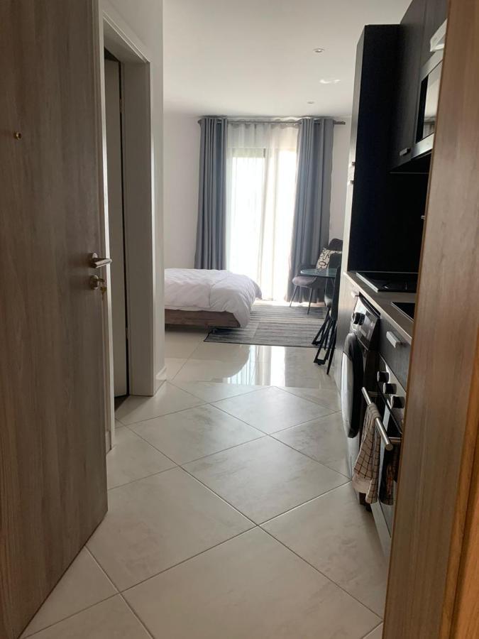 Rt Properties @ The Lennox Airport Residential アクラ エクステリア 写真