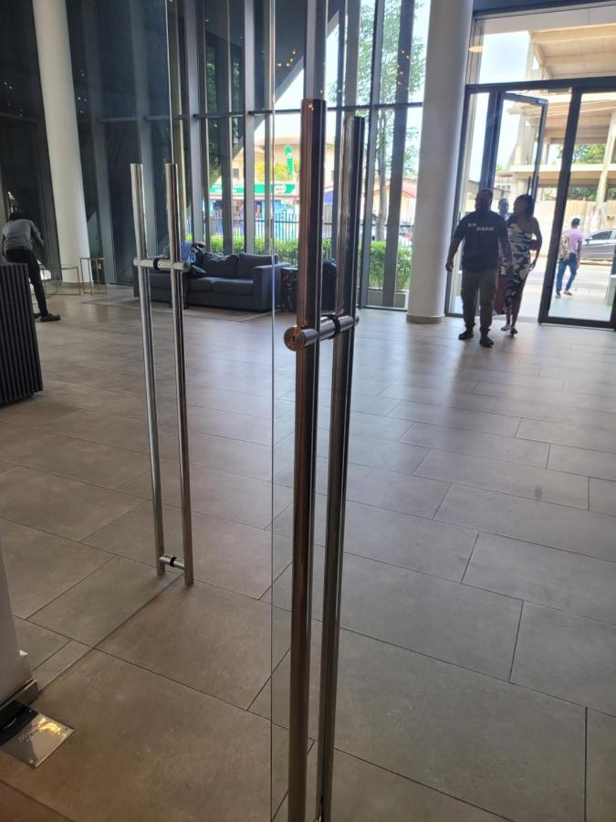 Rt Properties @ The Lennox Airport Residential アクラ エクステリア 写真