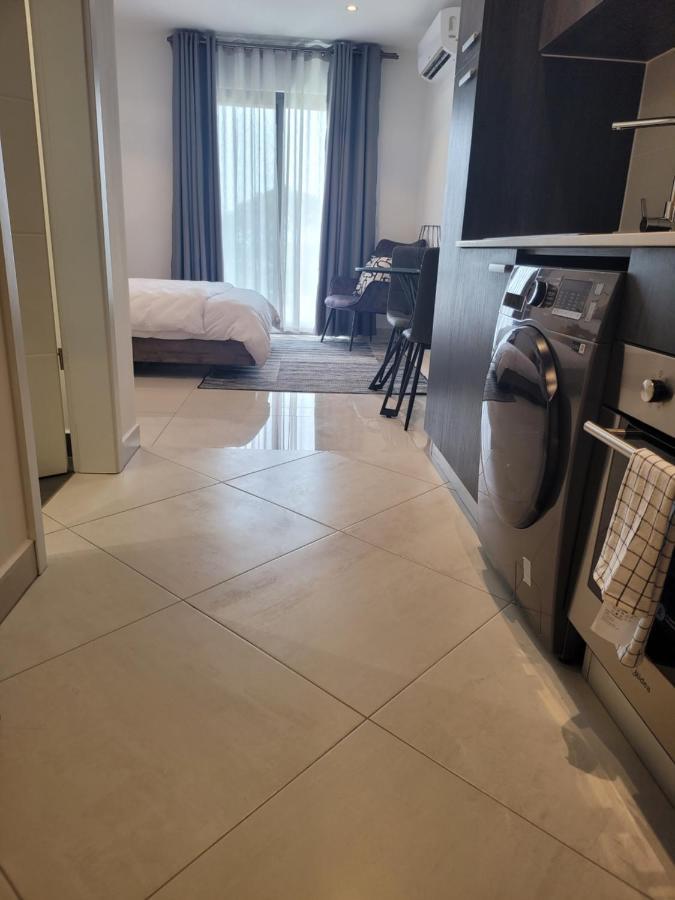 Rt Properties @ The Lennox Airport Residential アクラ エクステリア 写真