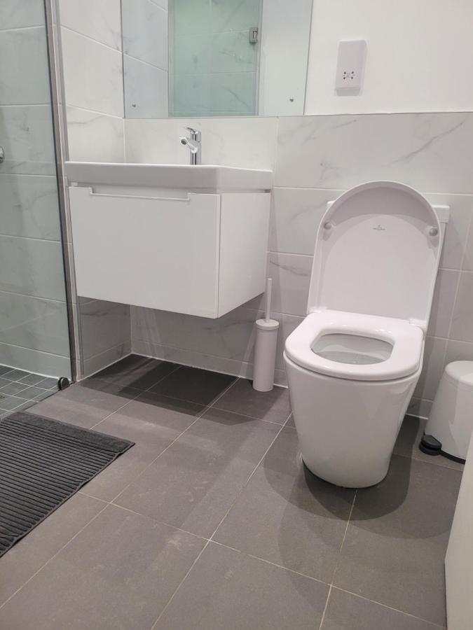 Rt Properties @ The Lennox Airport Residential アクラ エクステリア 写真