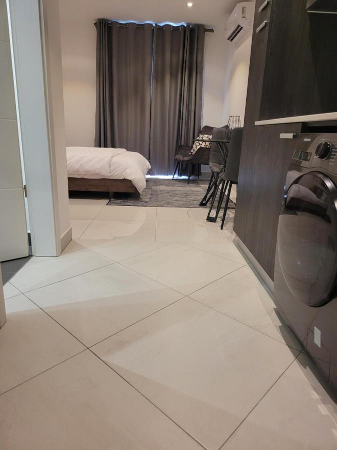 Rt Properties @ The Lennox Airport Residential アクラ エクステリア 写真