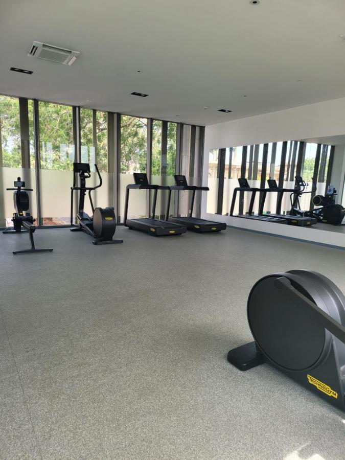 Rt Properties @ The Lennox Airport Residential アクラ エクステリア 写真