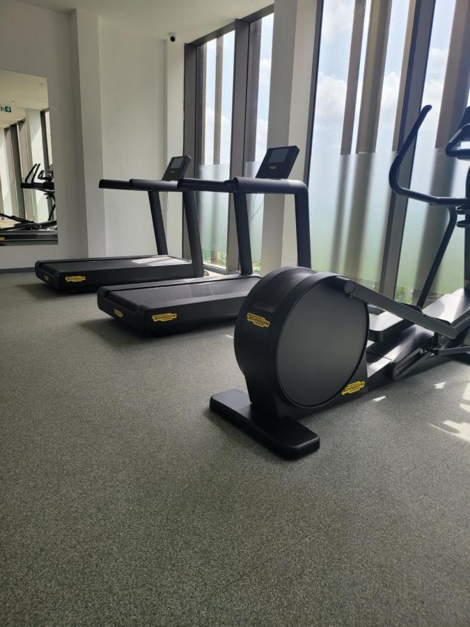 Rt Properties @ The Lennox Airport Residential アクラ エクステリア 写真